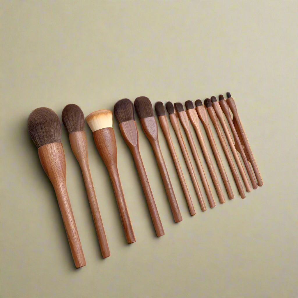 13-Piece Wooden Makeup Brush Set